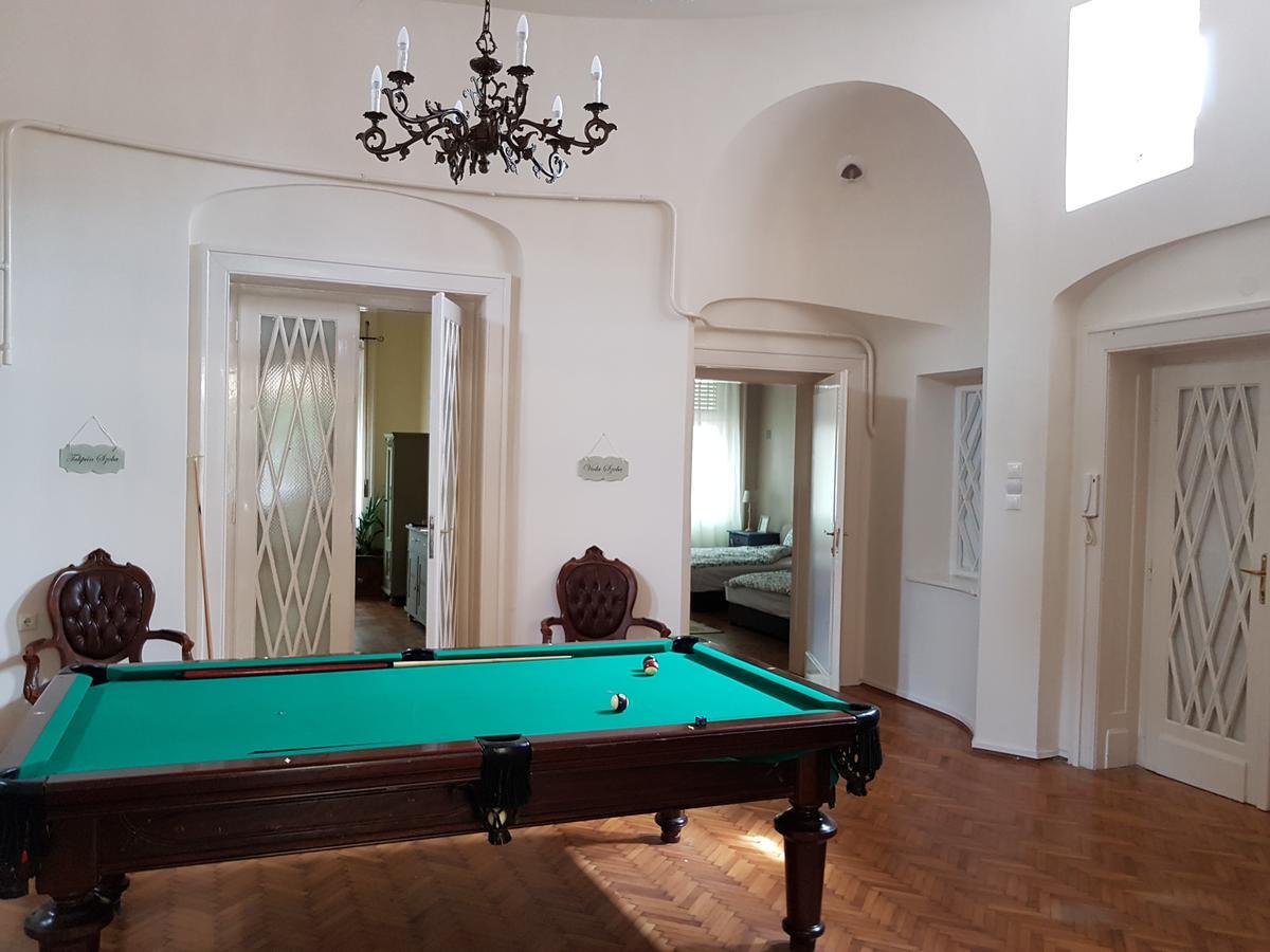 Tulipan Villa Panzio Szolnok Eksteriør billede