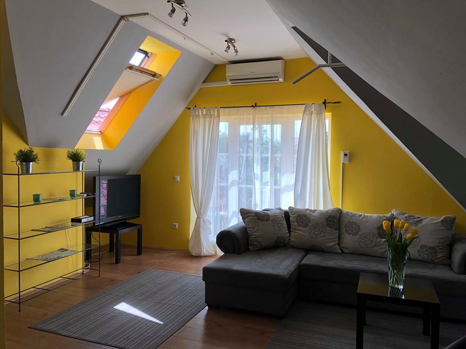 Tulipan Villa Panzio Szolnok Eksteriør billede