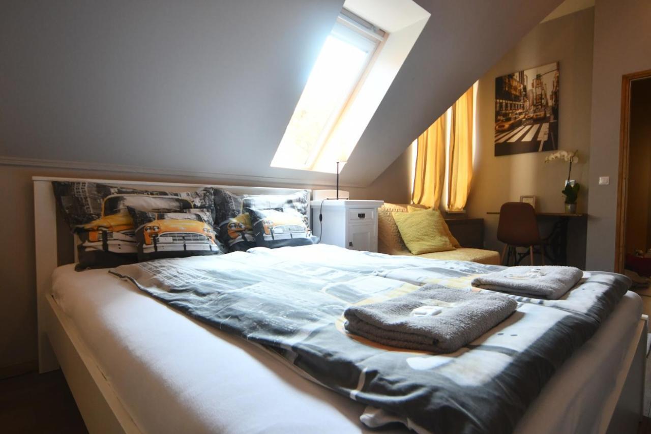 Tulipan Villa Panzio Szolnok Eksteriør billede
